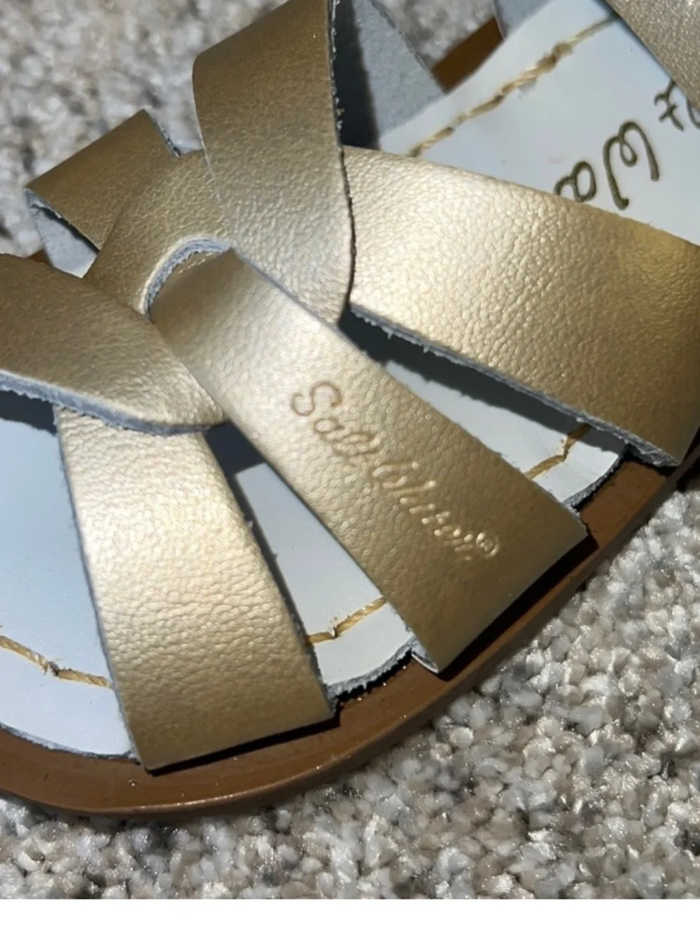 AUTH NIB Salt Water the Original Sandal Toddler Little Kids GOLD